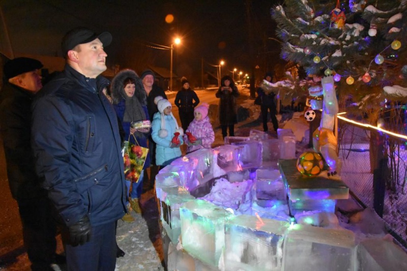 Евгений Арапов поблагодарил жителей частного сектора за новогоднее настроение